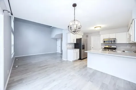 1673 Waterford Road North Aurora IL 60542