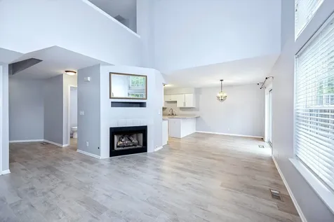 1673 Waterford Road North Aurora IL 60542