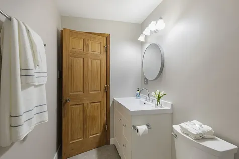 8804 Briar Court Des Plaines IL 60016