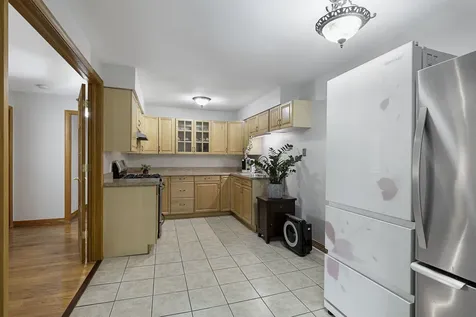 8804 Briar Court Des Plaines IL 60016