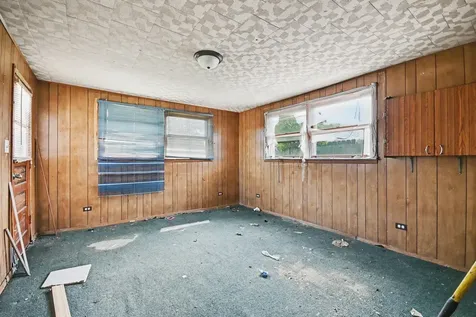 11559 South Kedzie Avenue S Merrionette Park IL 60803