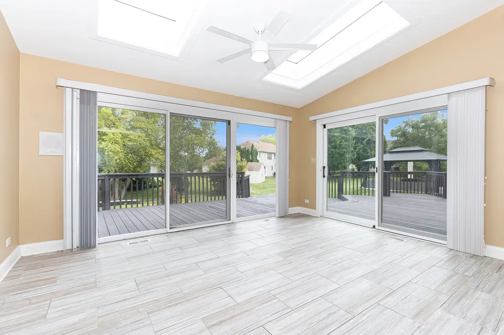 4072 Broadmoor Circle Naperville IL 60564
