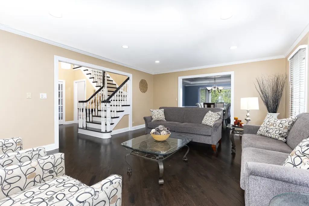 4072 Broadmoor Circle Naperville IL 60564