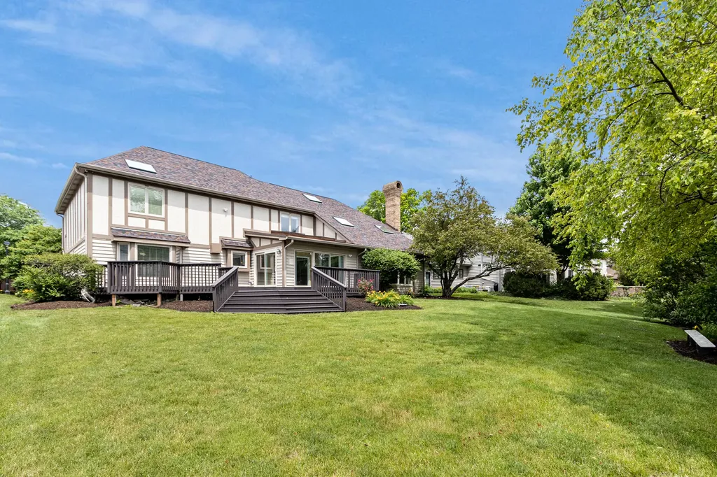 4072 Broadmoor Circle Naperville IL 60564
