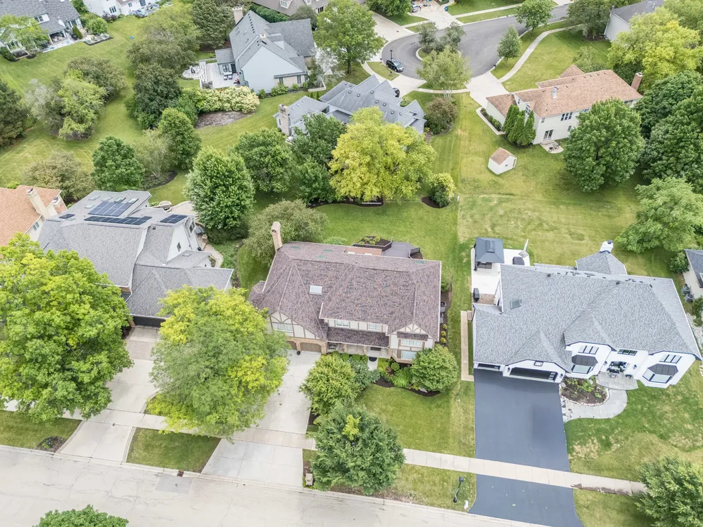 4072 Broadmoor Circle Naperville IL 60564