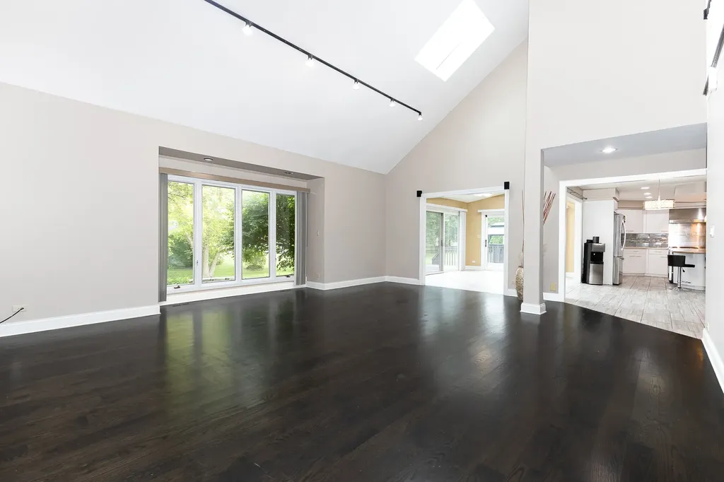 4072 Broadmoor Circle Naperville IL 60564