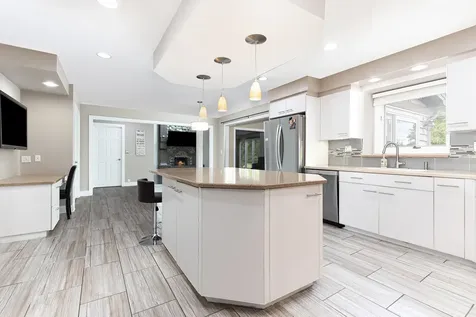 4072 Broadmoor Circle Naperville IL 60564
