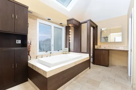 4072 Broadmoor Circle Naperville IL 60564