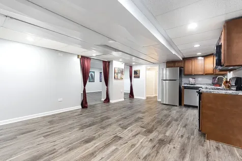 4072 Broadmoor Circle Naperville IL 60564