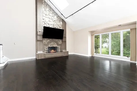 4072 Broadmoor Circle Naperville IL 60564