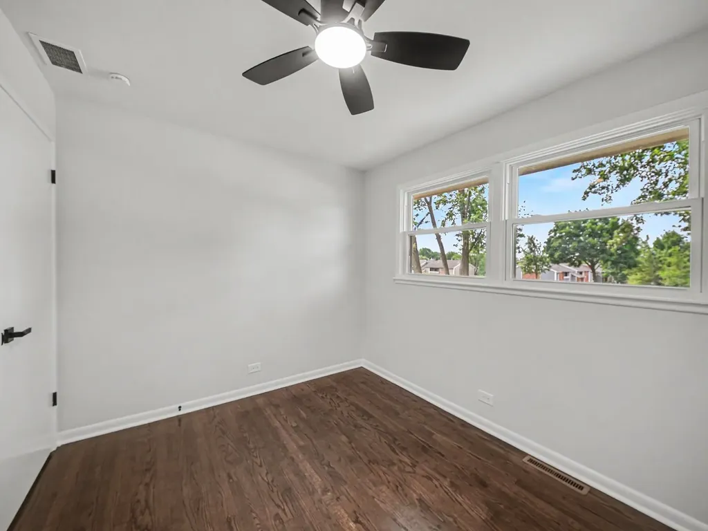 126 59TH Street Willowbrook IL 60527