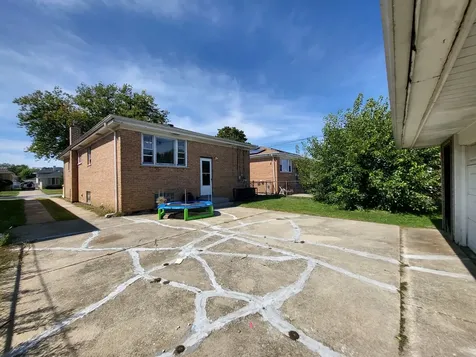 383 Calhoun Avenue Calumet City IL 60409