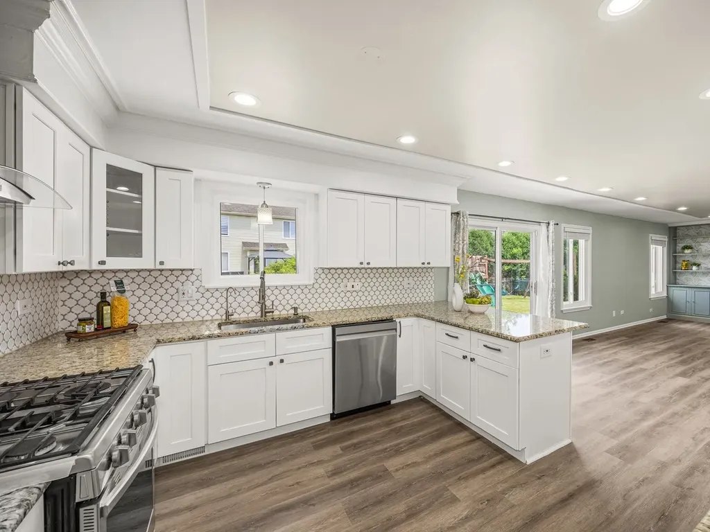2463 Warm Springs Lane Naperville IL 60564