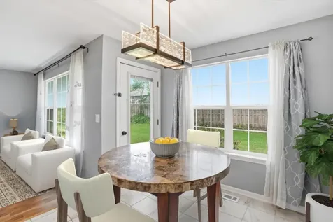 1291 North Red Oak Circle Round Lake Beach IL 60073