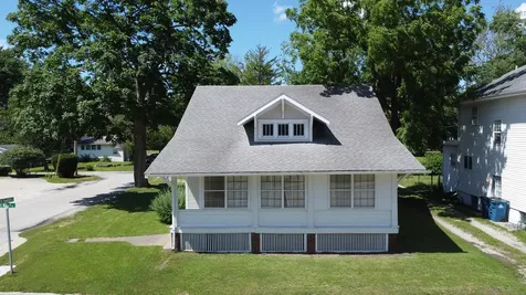 500 East Walnut Street Watseka IL 60970