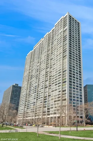 2800 North Lake Shore Drive Chicago IL 60657