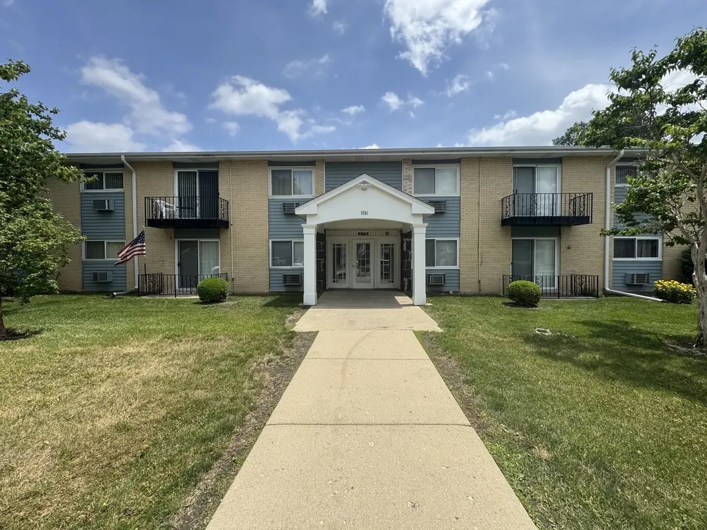 9561 Dee Road Des Plaines IL 60016