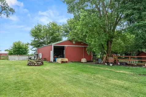 2418 North 47th. Road Somonauk IL 60552