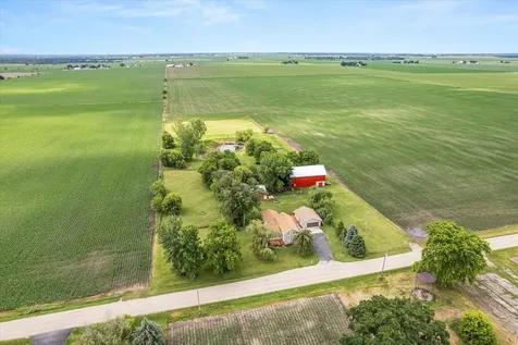 2418 North 47th. Road Somonauk IL 60552