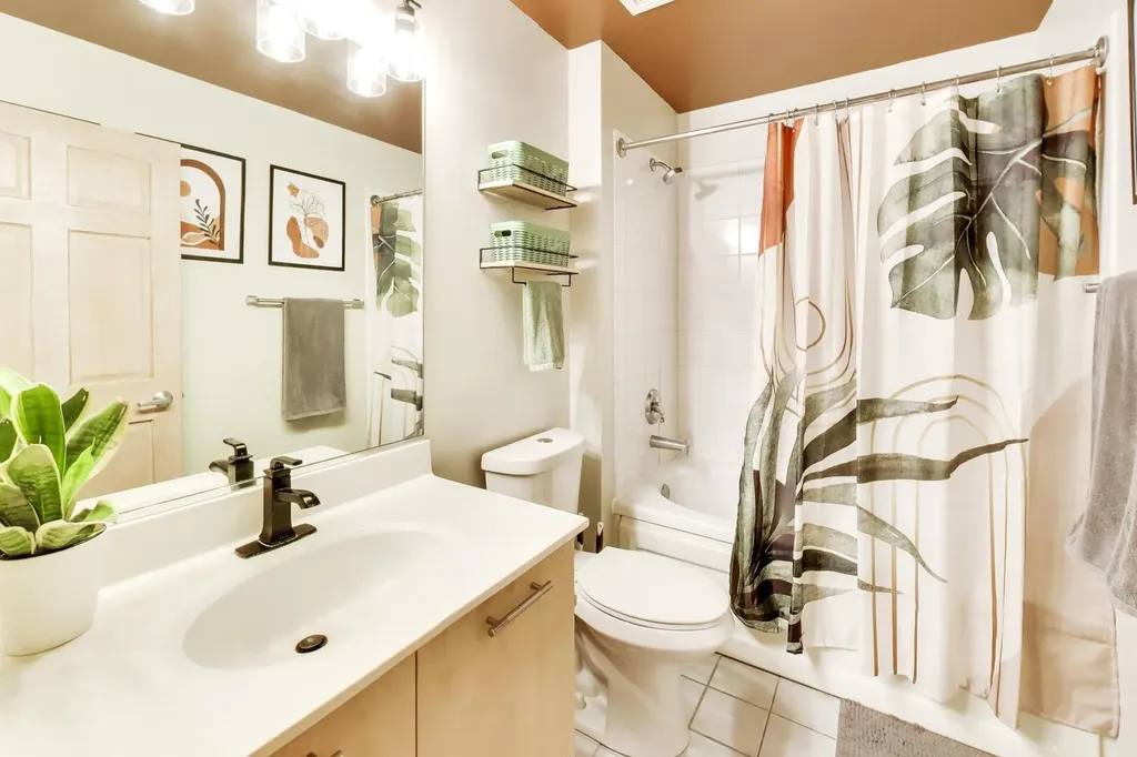 111 South Morgan Street Chicago IL 60607