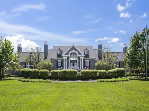 301 Lynwood Circle Bloomingdale IL 60108