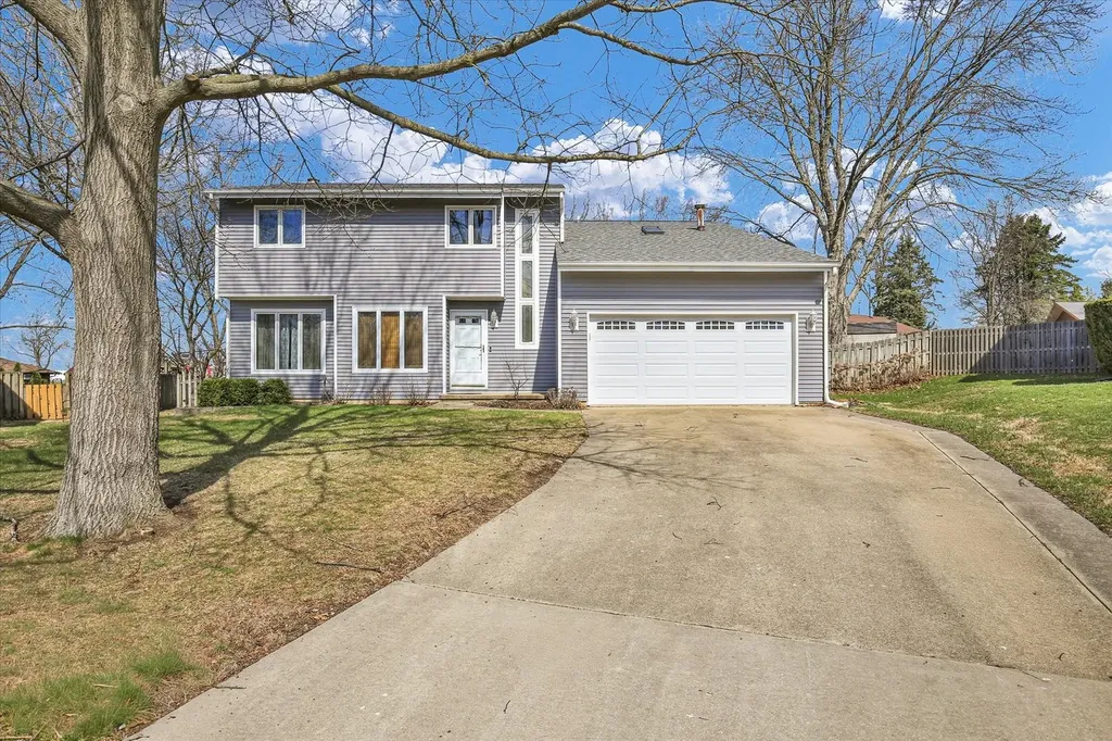 4 Genevieve Lane Champaign IL 61822