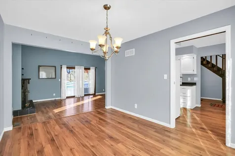4 Genevieve Lane Champaign IL 61822