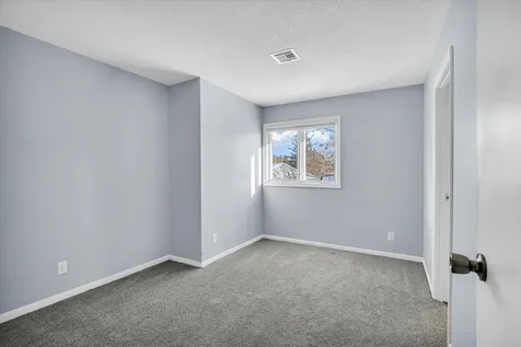 4 Genevieve Lane Champaign IL 61822