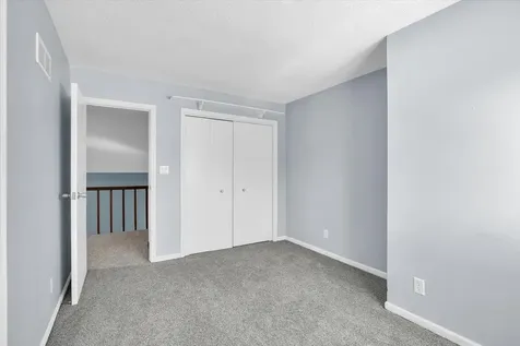 4 Genevieve Lane Champaign IL 61822