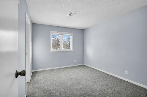 4 Genevieve Lane Champaign IL 61822