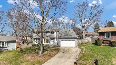 4 Genevieve Lane Champaign IL 61822