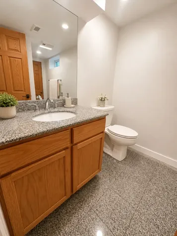 4603 Kolze Avenue Schiller Park IL 60176