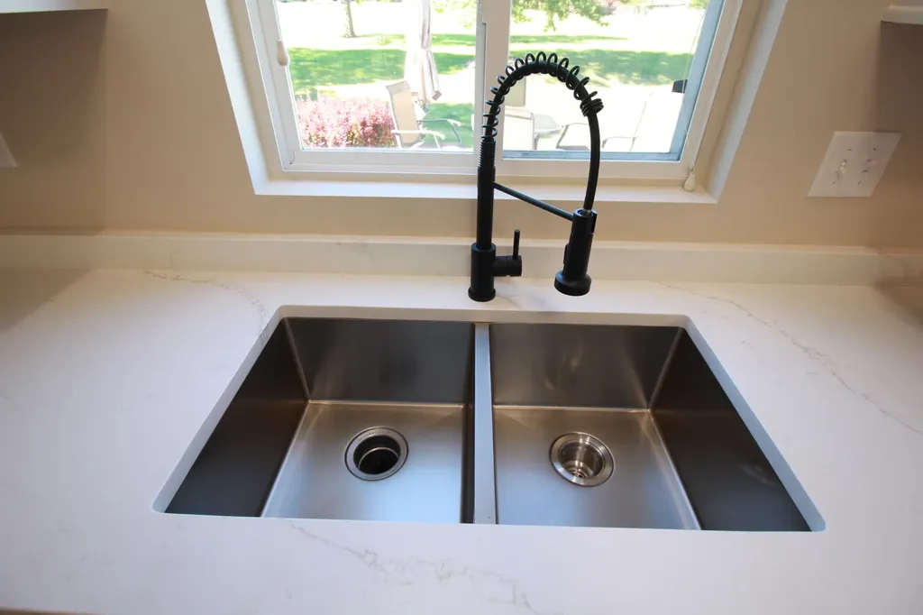 4 Catalpa Court Bolingbrook IL 60490