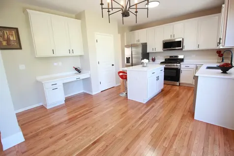 4 Catalpa Court Bolingbrook IL 60490
