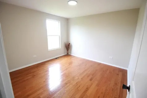 4 Catalpa Court Bolingbrook IL 60490