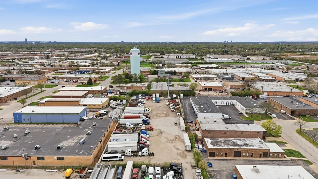 575 West Fullerton Avenue Addison IL 60101