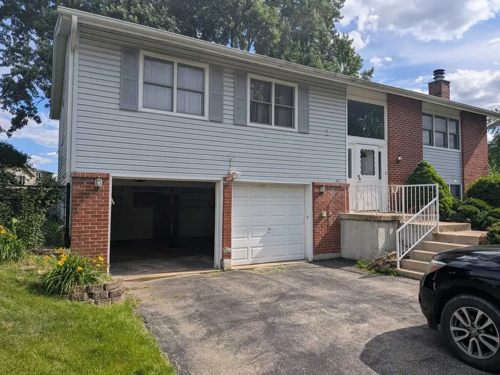 2 Willow Court Bolingbrook IL 60440