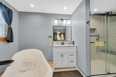 8622 West 90th Place Hickory Hills IL 60457