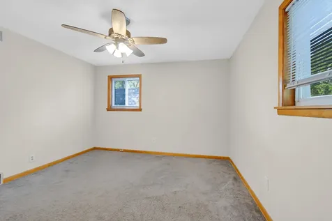 8622 West 90th Place Hickory Hills IL 60457