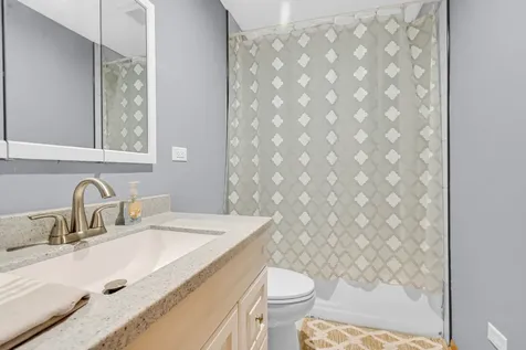 8622 West 90th Place Hickory Hills IL 60457