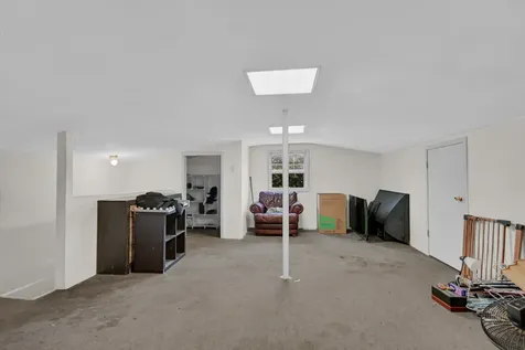 8622 West 90th Place Hickory Hills IL 60457