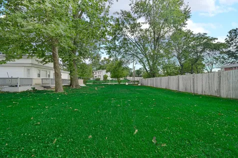 8622 West 90th Place Hickory Hills IL 60457