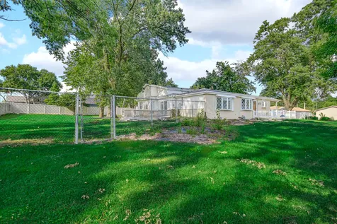 8622 West 90th Place Hickory Hills IL 60457