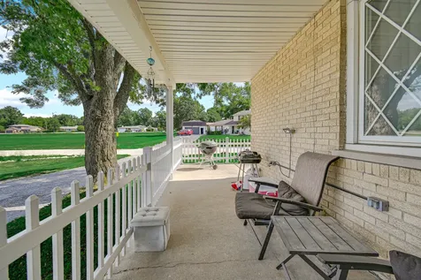 8622 West 90th Place Hickory Hills IL 60457