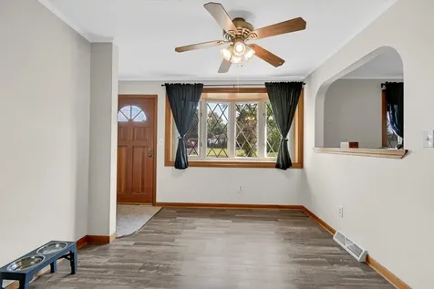 8622 West 90th Place Hickory Hills IL 60457