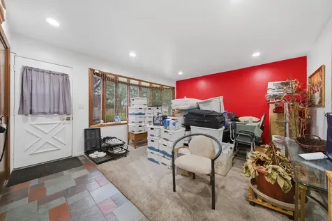 1 North Edward Street Mount Prospect IL 60056