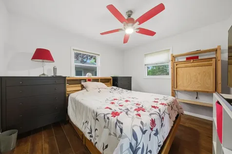 1 North Edward Street Mount Prospect IL 60056