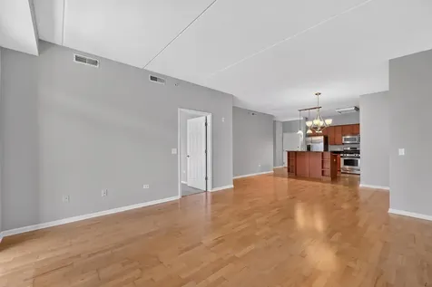 435 West Wood Street Palatine IL 60067