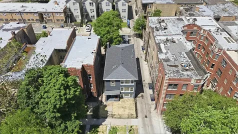 7914 South Essex Avenue Chicago IL 60617