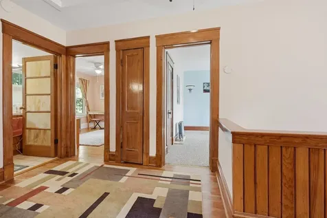 56 Whites Place Bloomington IL 61701